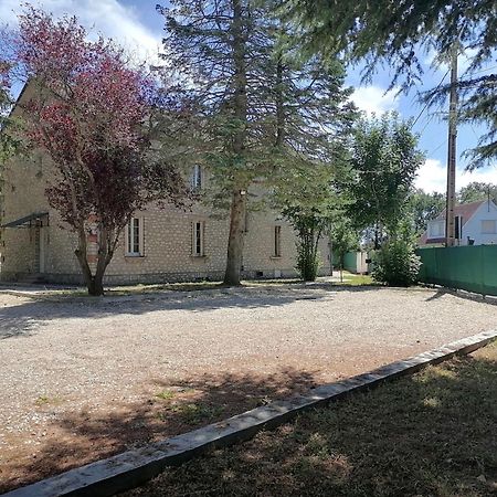 Manoir En Pierre Chartres Hotel Bagian luar foto